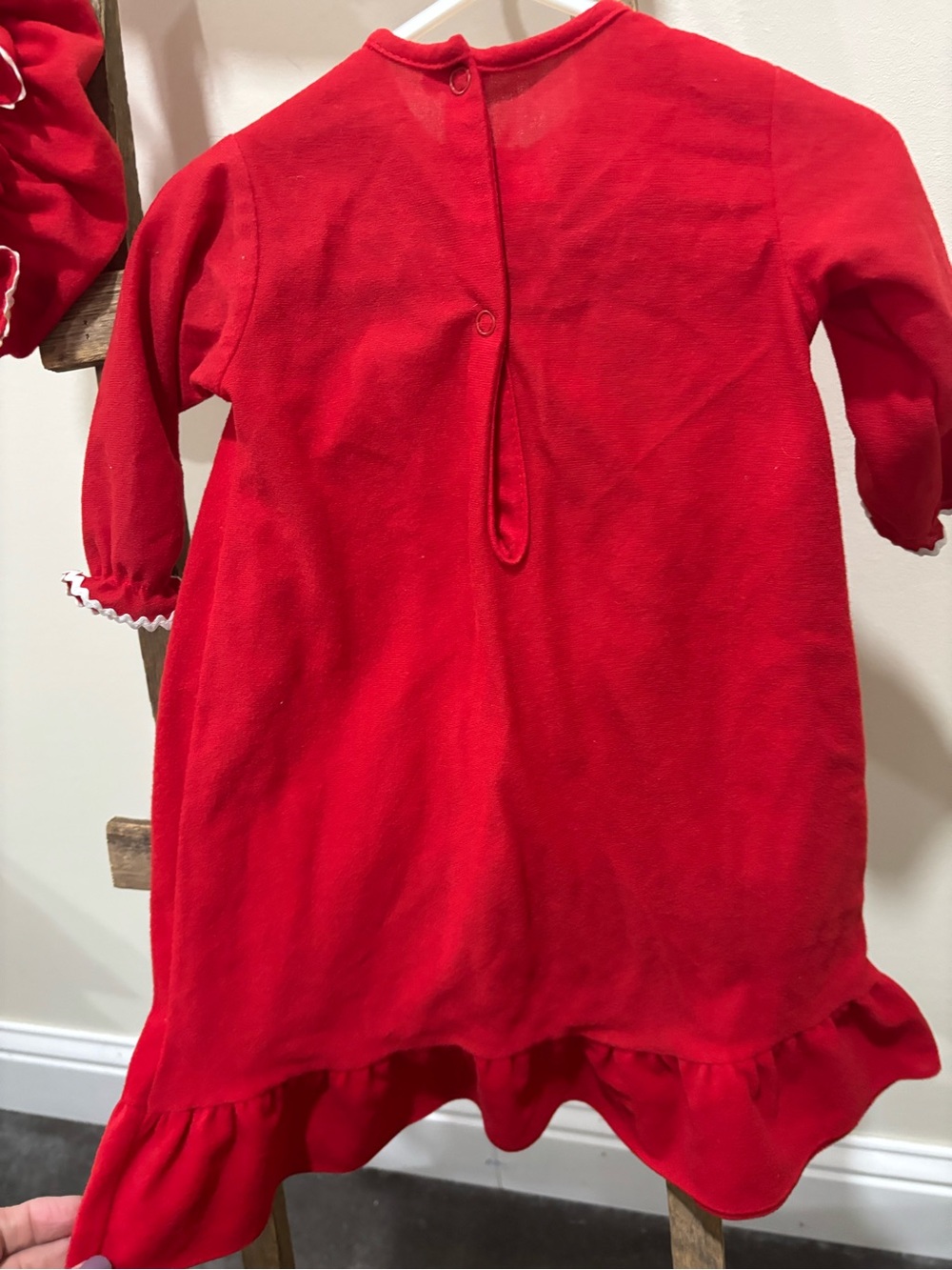 Source Unknown Red Ruffle-Trim Pajama Set with Bonnet - Picture 5 of 6
